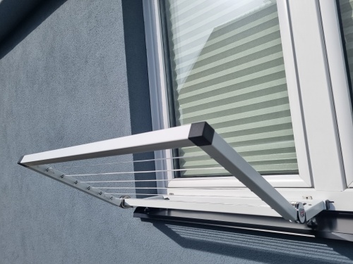 POLOHOVACÍ sušák na okno 5 poloh bez vrtání