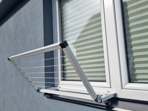 POLOHOVACÍ sušák na okno 5 poloh bez vrtání