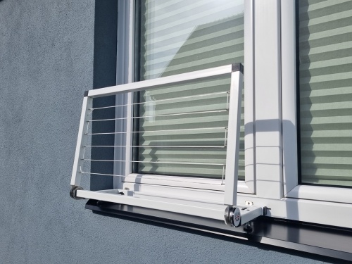 POLOHOVACÍ sušák na okno 5 poloh bez vrtání