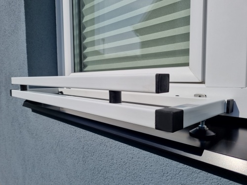 DVOJ OHRÁDKA - DRŽÁK TRUHLÍKU na okno bez vrtání